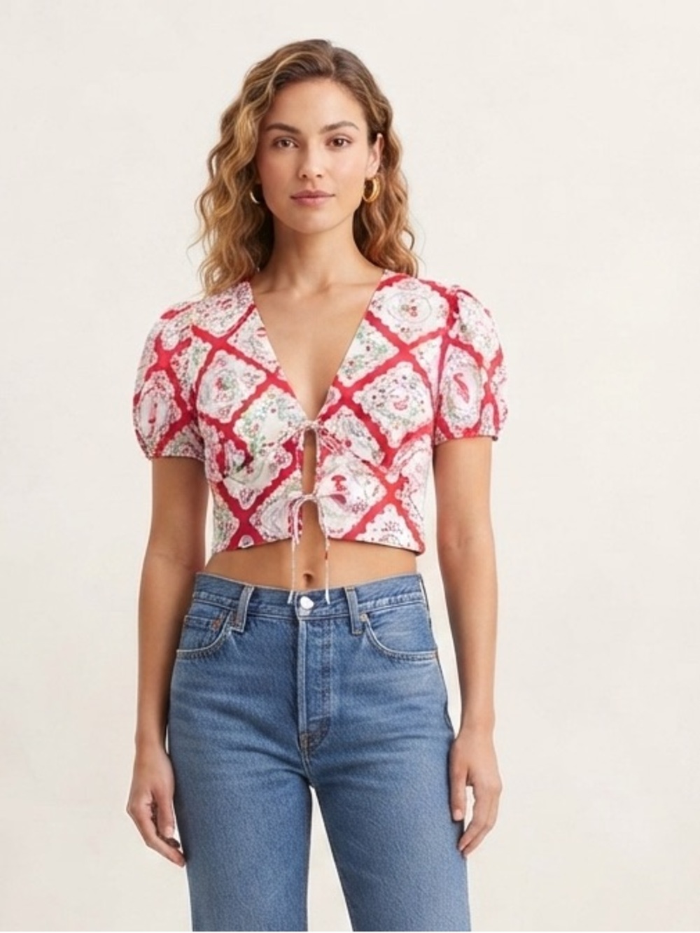 💕Maxx and Riley Festive Red Crop Top(Bust 38”
Length 16”)